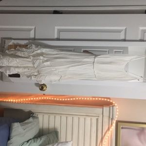 Guess white fans dress size L